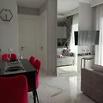 Flamingo - Stylish Near The Beach, In The Heart Of Apartamento Alanya